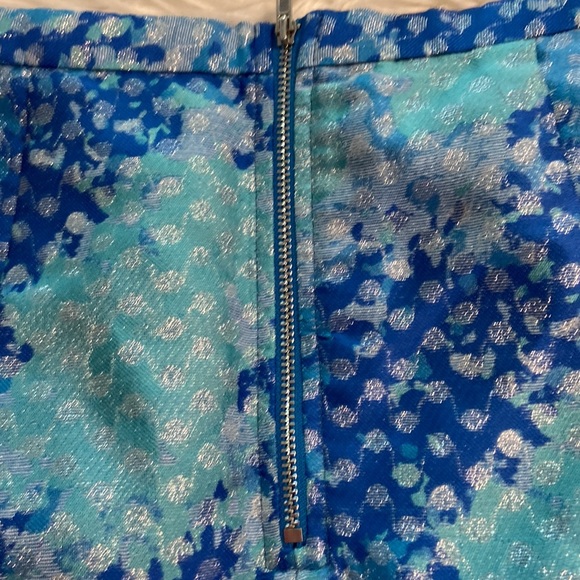 H&M Skirt size 8 excellent condition please see pictures color is blue/green - Picture 5 of 12